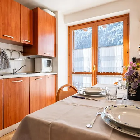 Mcx Vacation - Casa Marmore Direct In & Out With Exclusive Slope Access, Valtournenche! Διαμέρισμα Crépin