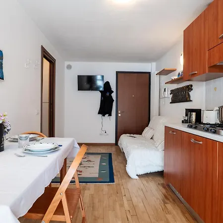 Mcx Vacation - Casa Marmore Direct In & Out With Exclusive Slope Access, Valtournenche! Διαμέρισμα