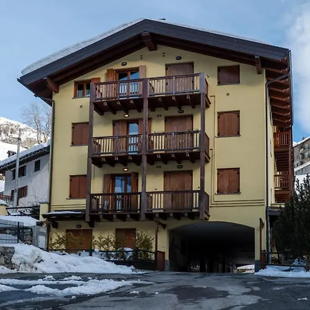 Mcx Vacation - Casa Marmore Direct In & Out With Exclusive Slope Access, Valtournenche! Διαμέρισμα Crépin
